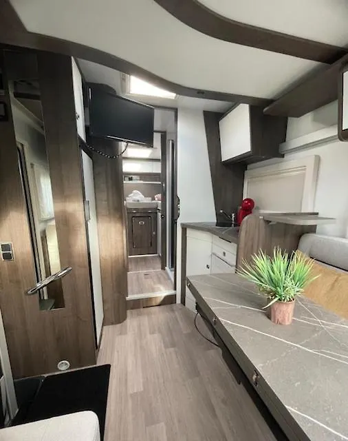 Autocaravana La Brujula Blanes Spanien